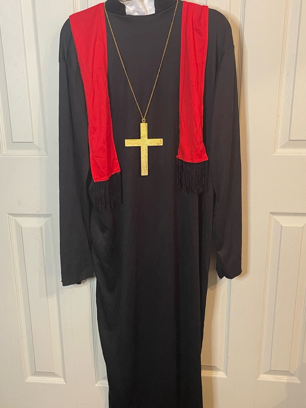 Men's Catholic Priest Costume